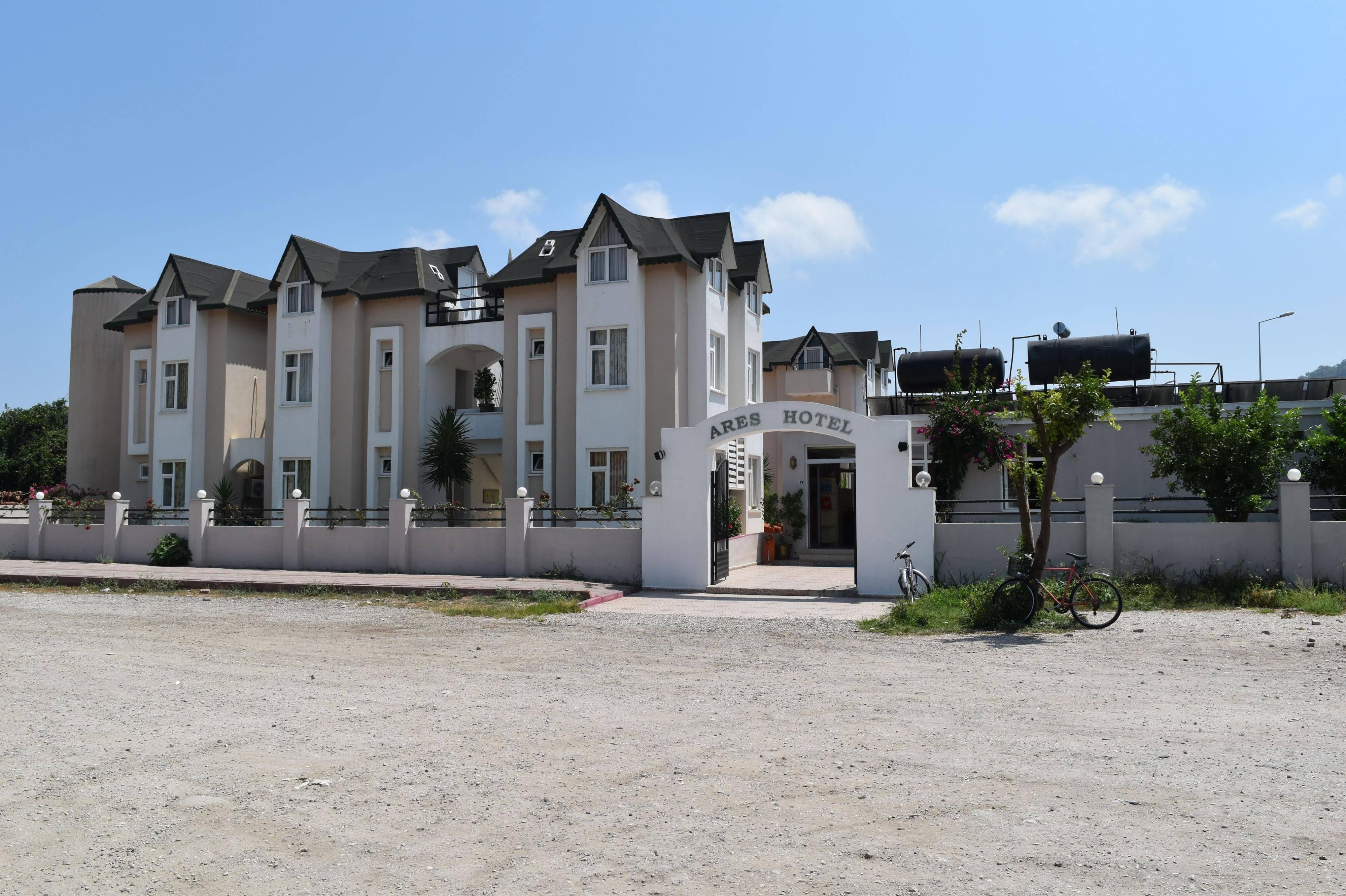 Ares Hotel Κεμέρ Εξωτερικό φωτογραφία