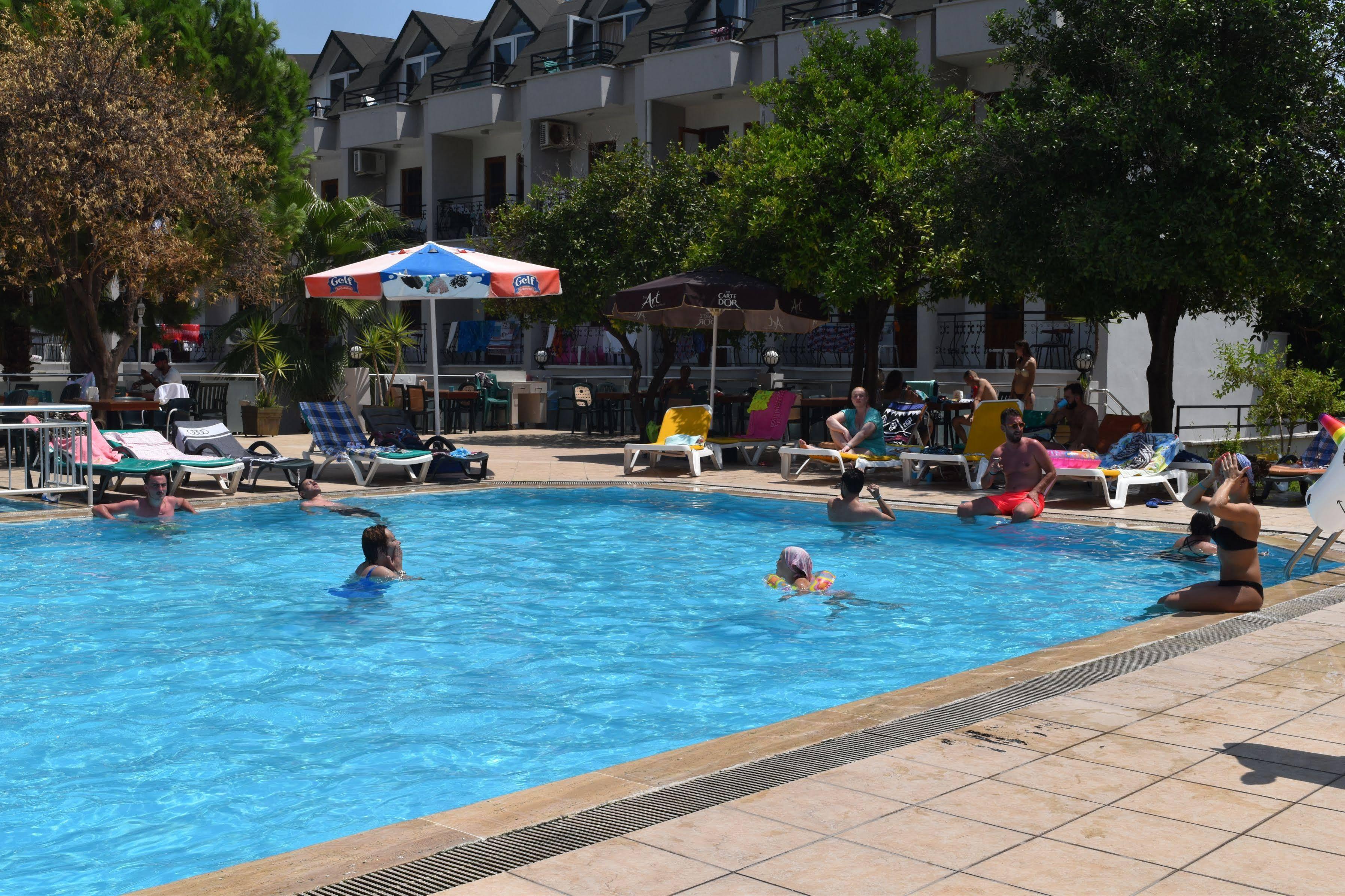 Ares Hotel Κεμέρ Εξωτερικό φωτογραφία