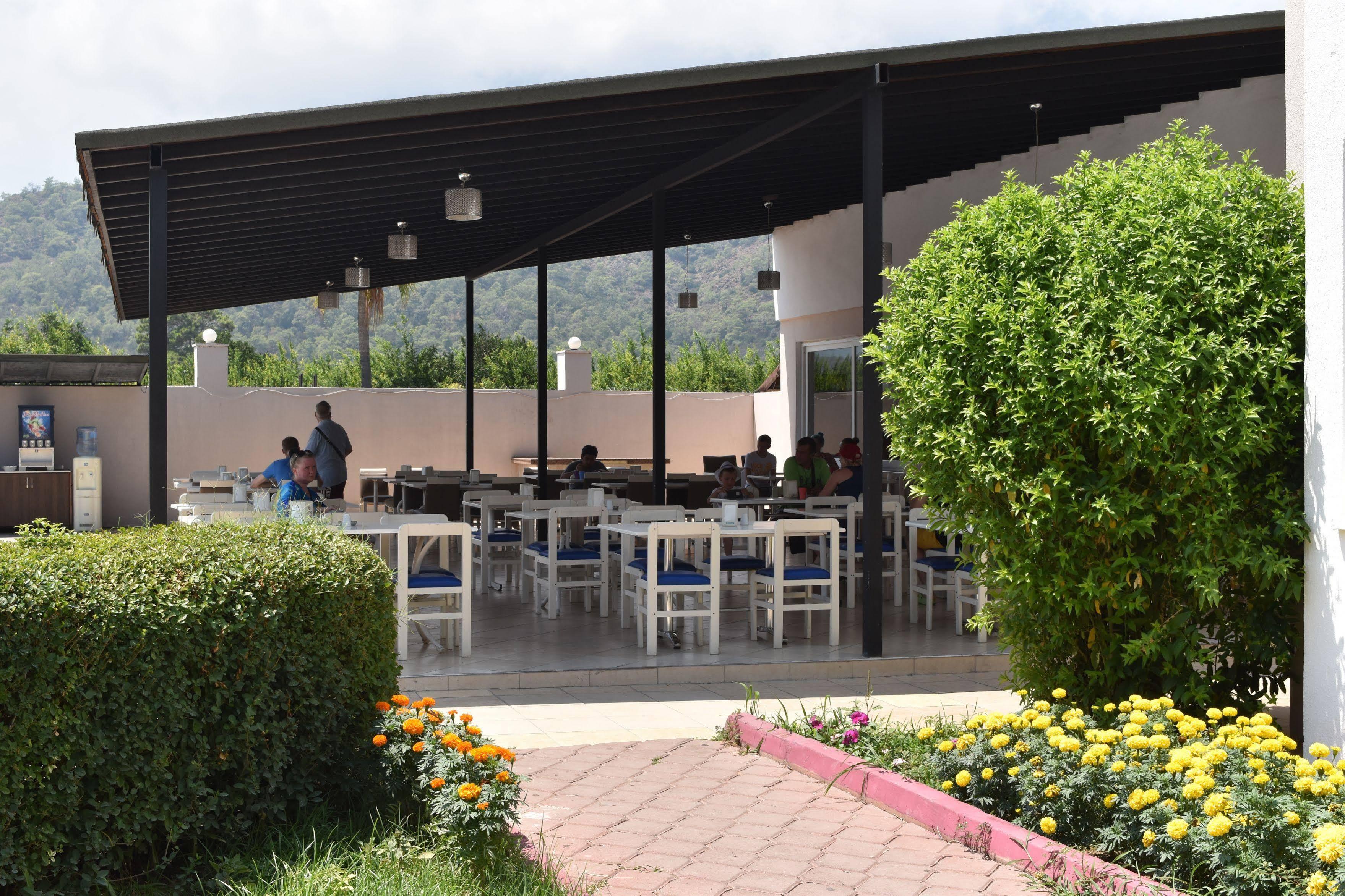 Ares Hotel Κεμέρ Εξωτερικό φωτογραφία