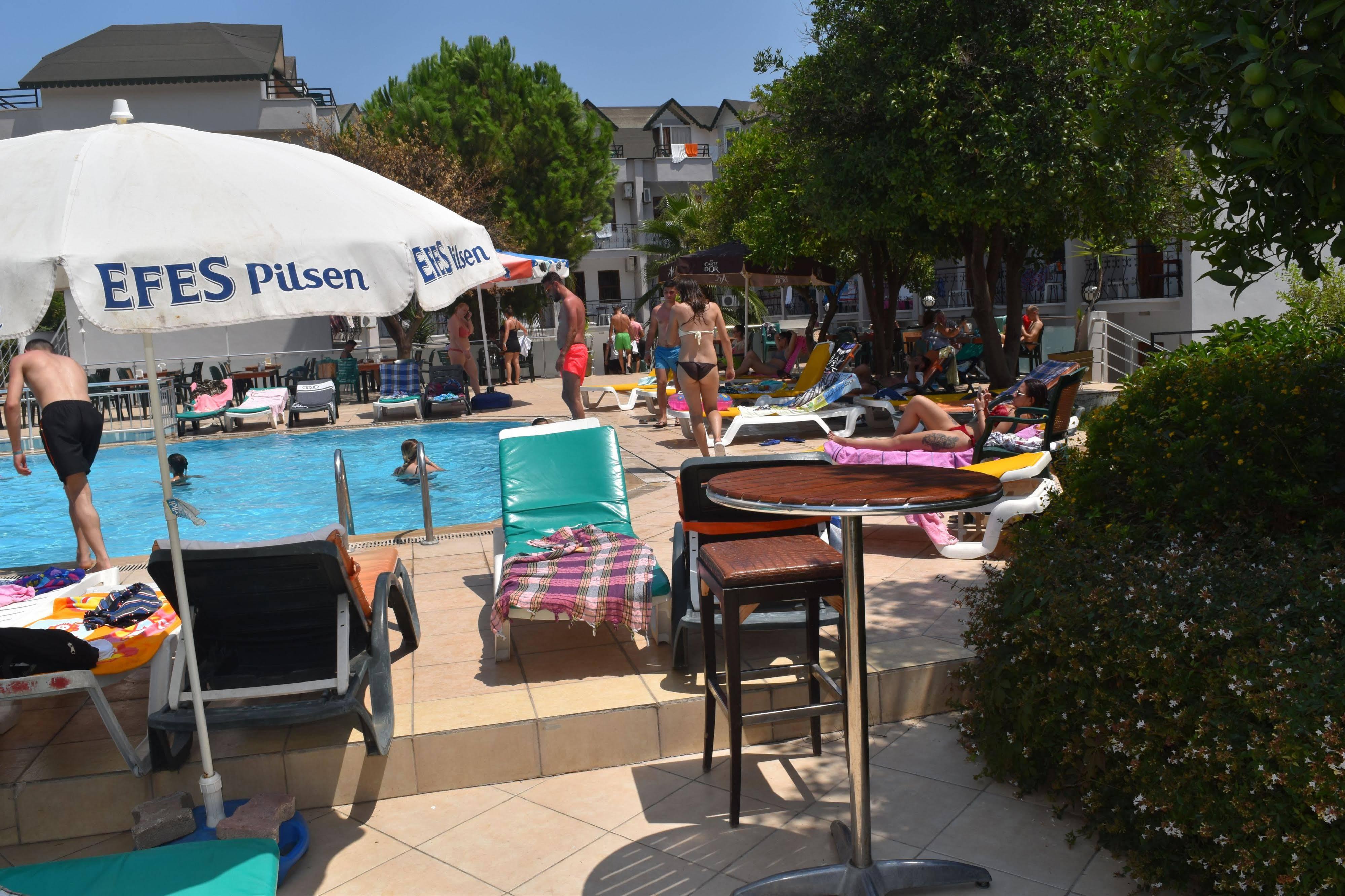 Ares Hotel Κεμέρ Εξωτερικό φωτογραφία