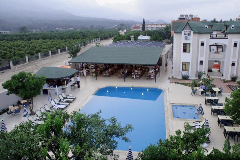 Ares Hotel Κεμέρ Εξωτερικό φωτογραφία