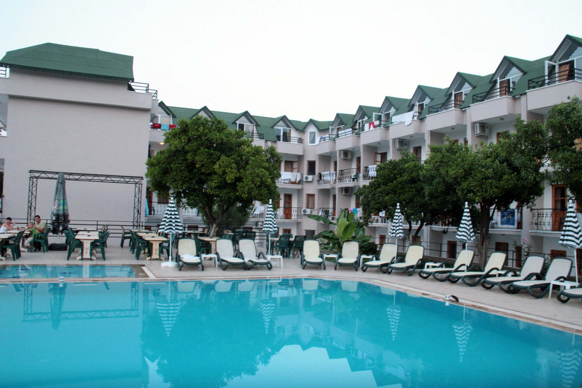 Ares Hotel Κεμέρ Εξωτερικό φωτογραφία