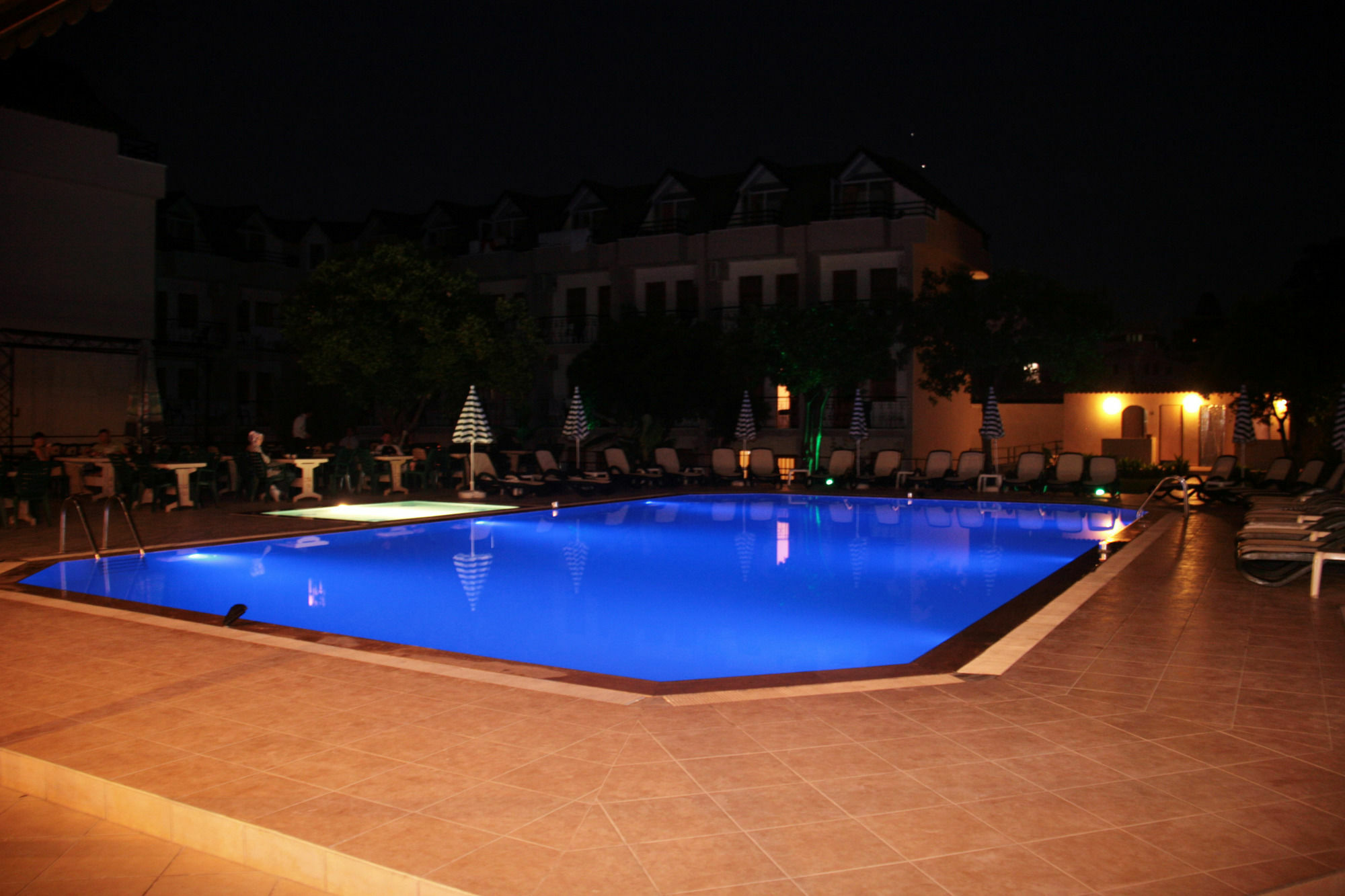 Ares Hotel Κεμέρ Εξωτερικό φωτογραφία